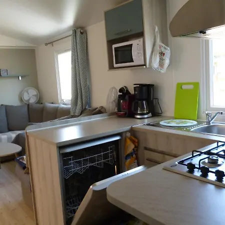 Mobile 3 Bedroom All Comfort 6-8 People *